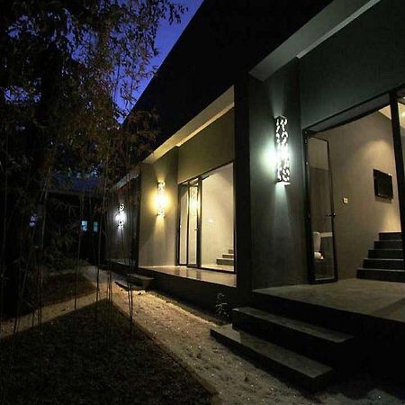 Latitude 13 Degrees Hotel Lilongwe Kültér fotó
