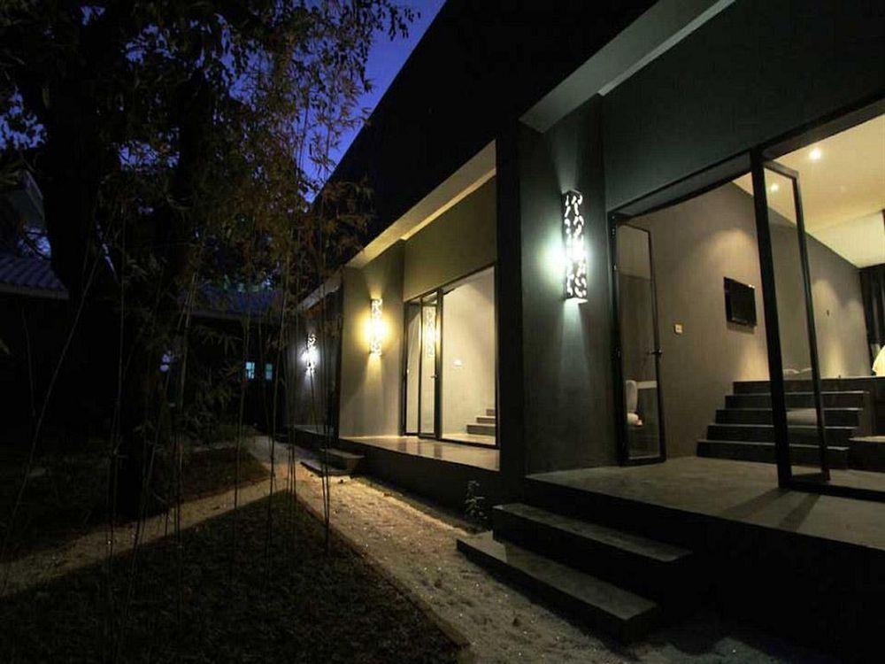 Latitude 13 Degrees Hotel Lilongwe Kültér fotó