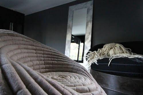Latitude 13 Degrees Hotel Lilongwe Kültér fotó